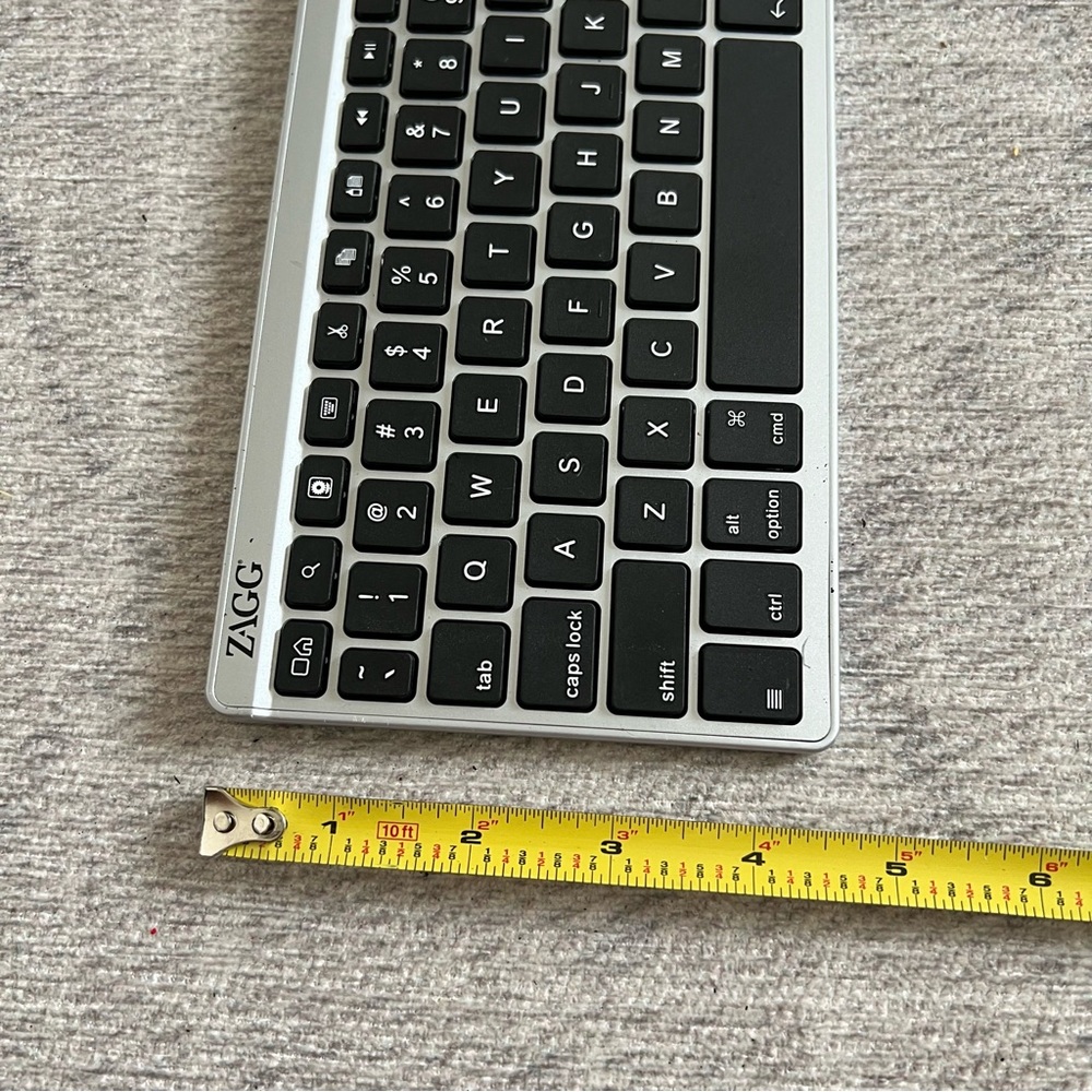 Zagg Bluetooth Keyboard And Case For Apple IOS & Android - Picture 9 of 9